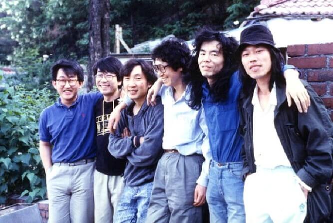 들국화-제발-2집-앨범에서-함께-한-6명의-멤버-사진