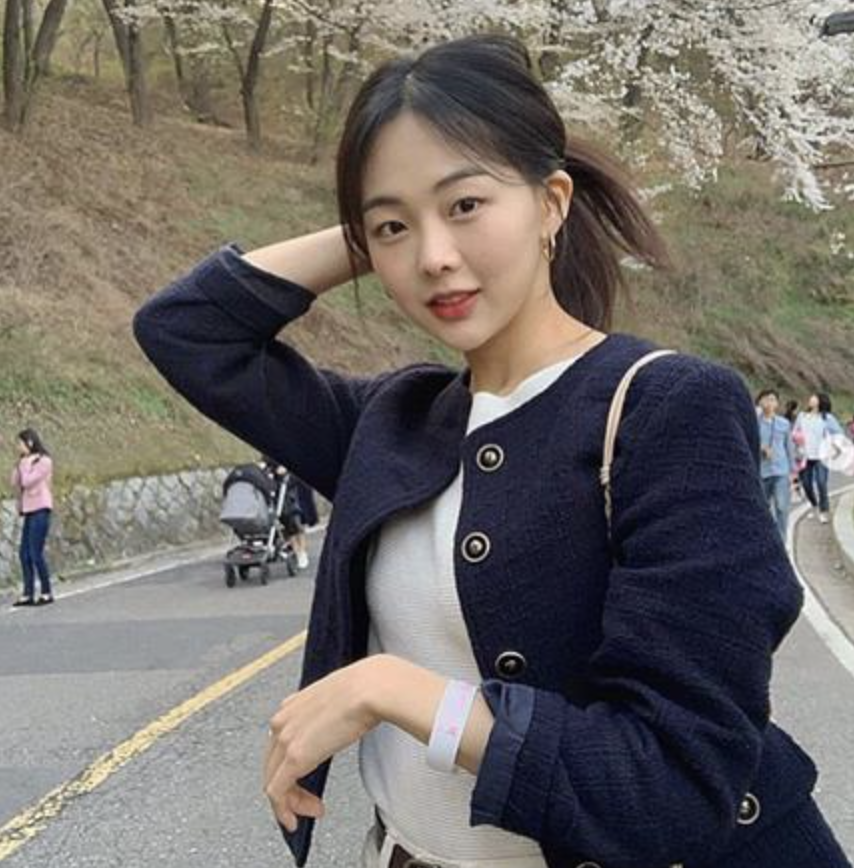 금새록 일상