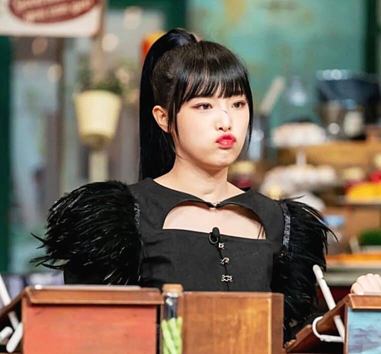 가수-최예나