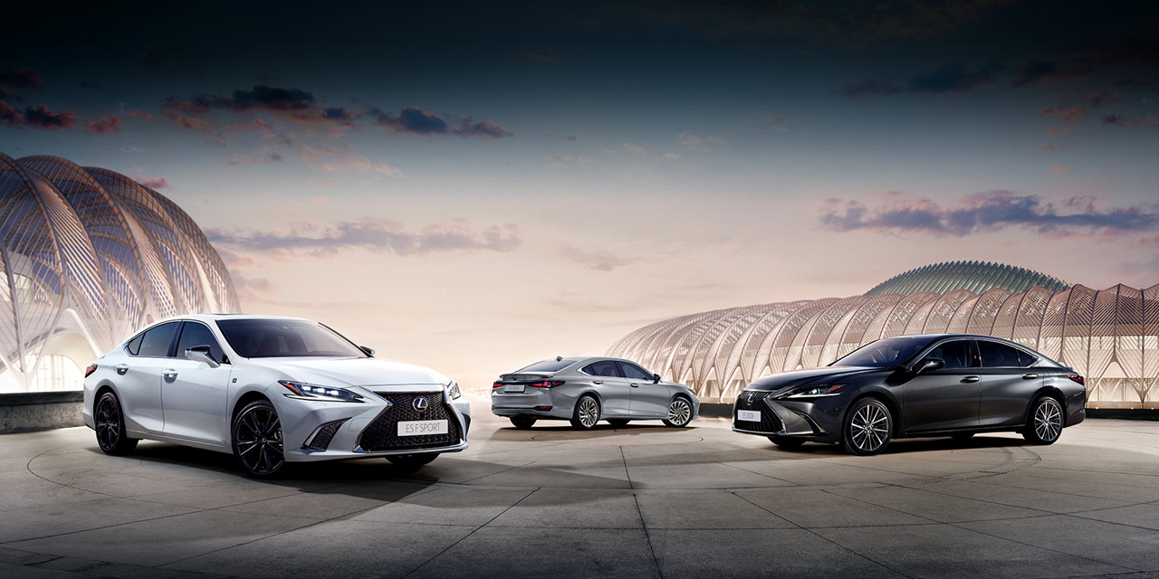 2023년형 렉서스 ES300h 전후면 사진
