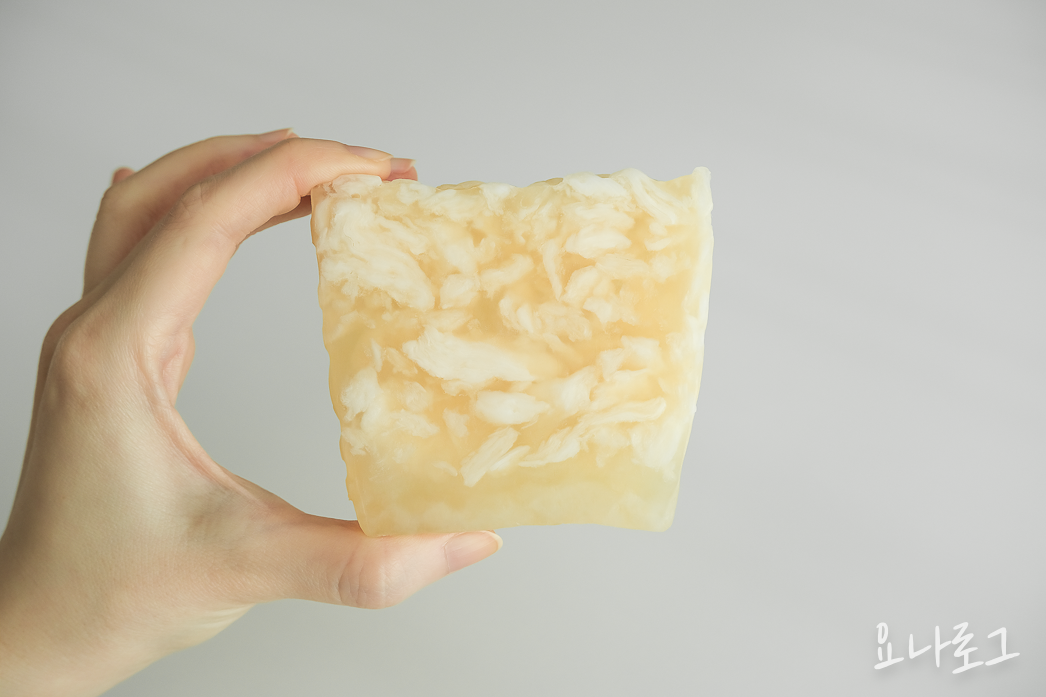 러쉬 러쉬비누 비누추천 레몬비누 여자친구선물 남자친구선물 대학생선물추천 LUSH Bohemian 바디워시 바디워시추천 샤워젤 샤워젤추천 러쉬보헤미안 러시비누 러쉬솝 바디크림 바디로션