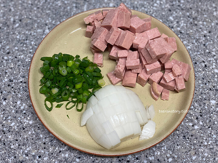 스팸고추장비빔밥-재료