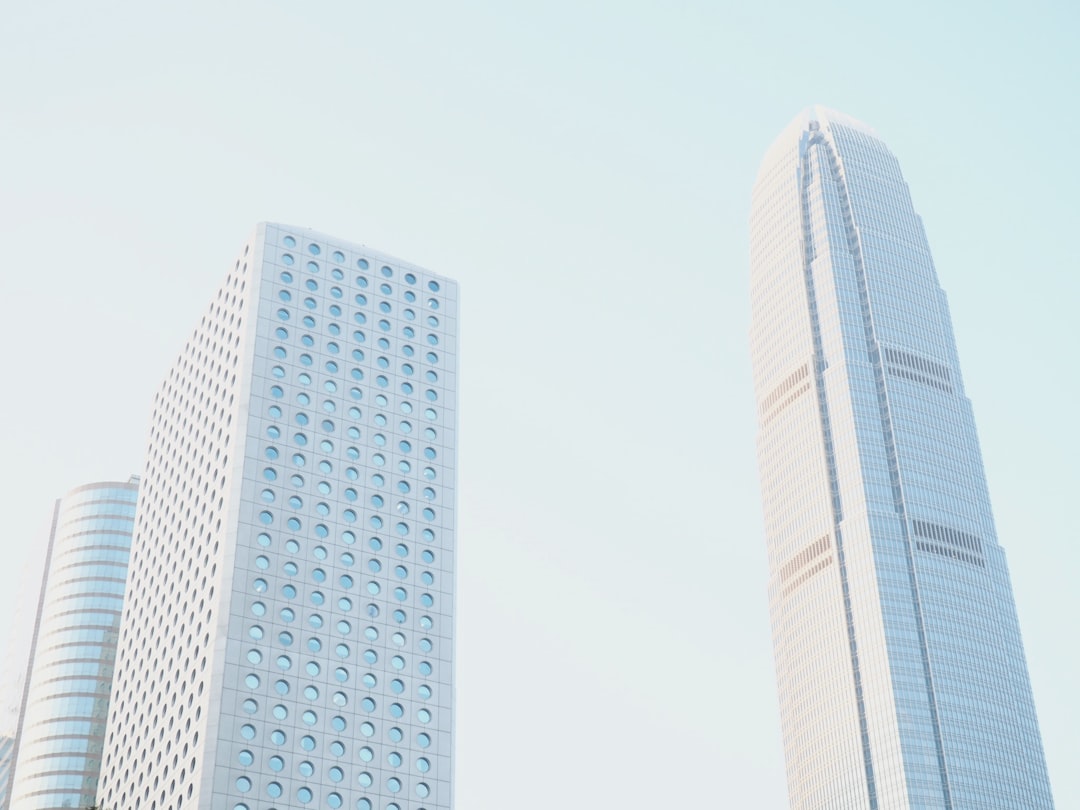 '광교중앙역 청약'에서 가장 중요한 명사는 '청약'입니다. 영어로는 'Subscription'로 번역할 수 있습니다.