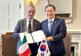 윤영빈 우주항공청장, 美 스페이스 심포지엄서 우즈베크·이탈리아와 전략적 우주 협력 체결