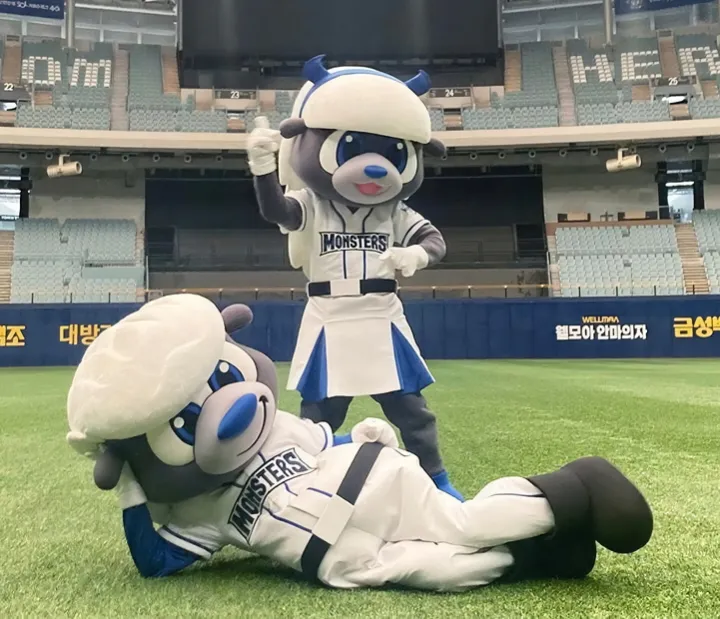 최강야구 마스코트