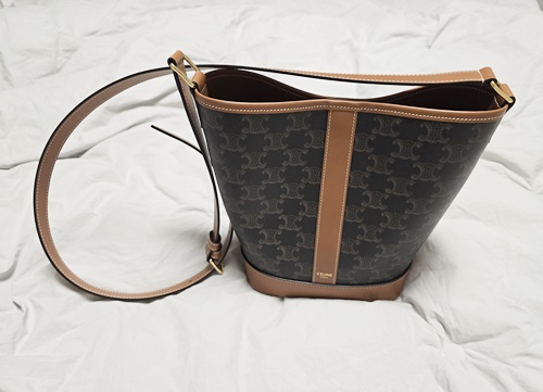 셀린느트리오페스몰버킷백잠금