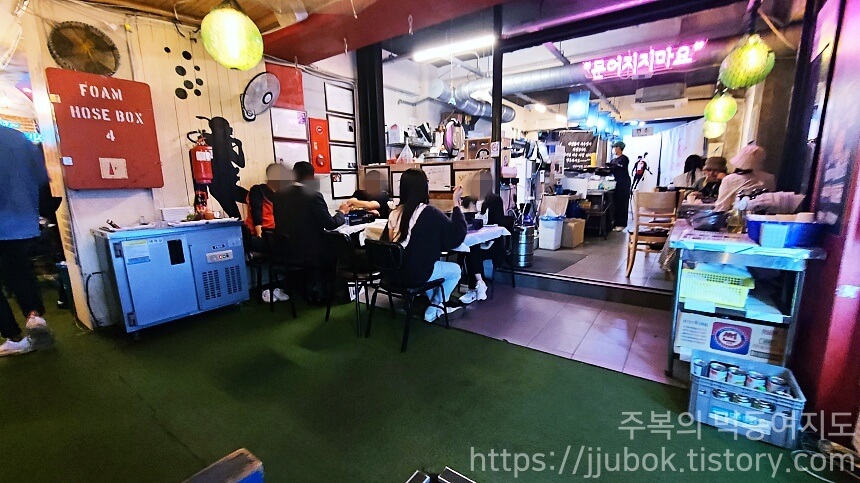 돌문어상회-내부-분위기-3