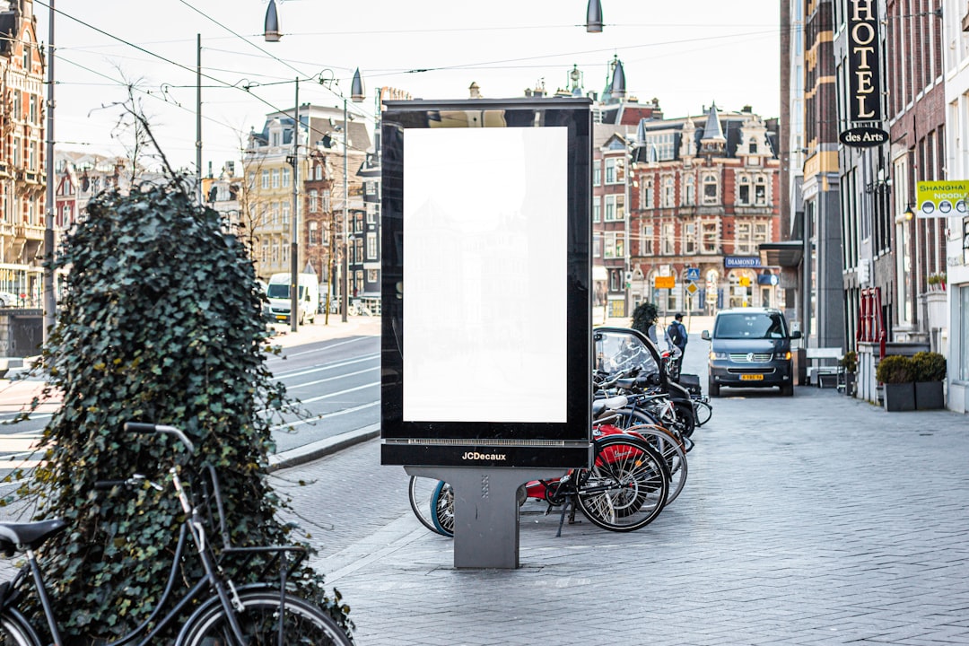 Advertisement