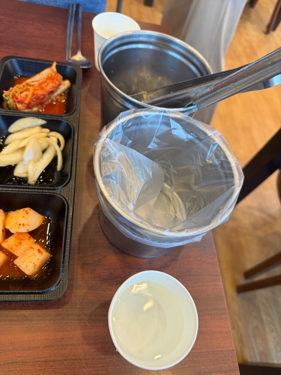 닭한마리 닭뼈통