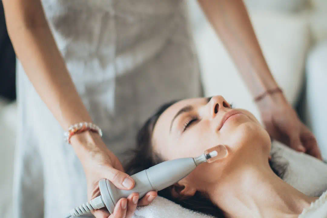 검버섯 치료를 위한 피부병원2