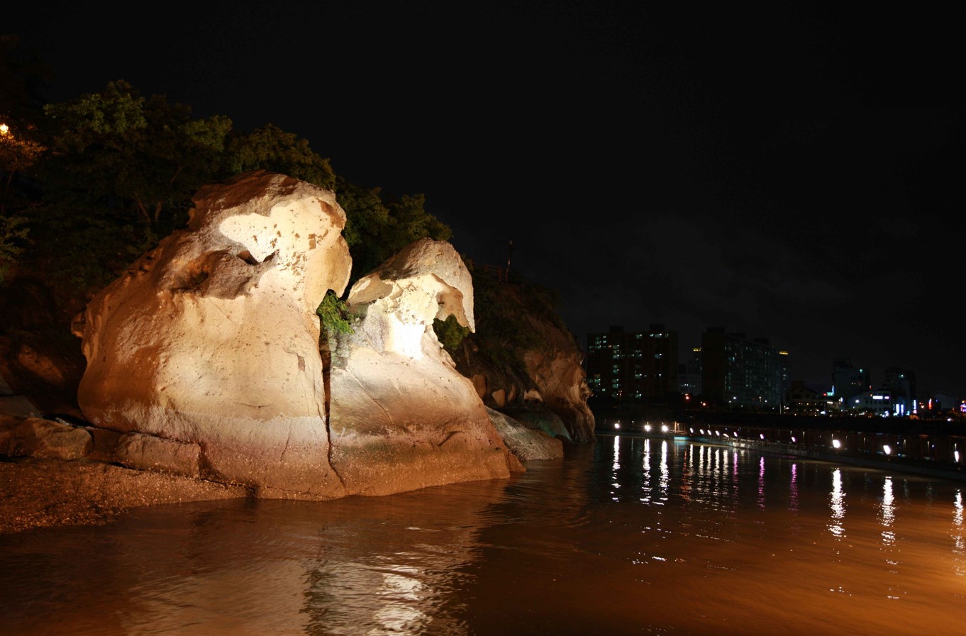 갓바위-문화타운