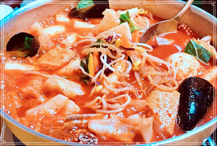 생방송 투데이 월곡, 동덕여대 13년, 행복을 선물하는 추억 쉼터, 즉석떡볶이 맛집