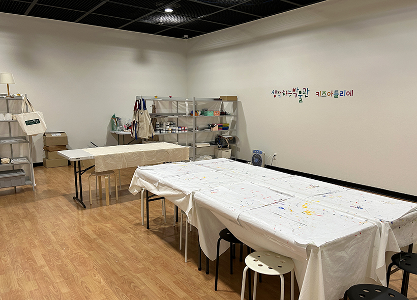 베르나르-뷔페-전시-아틀리에