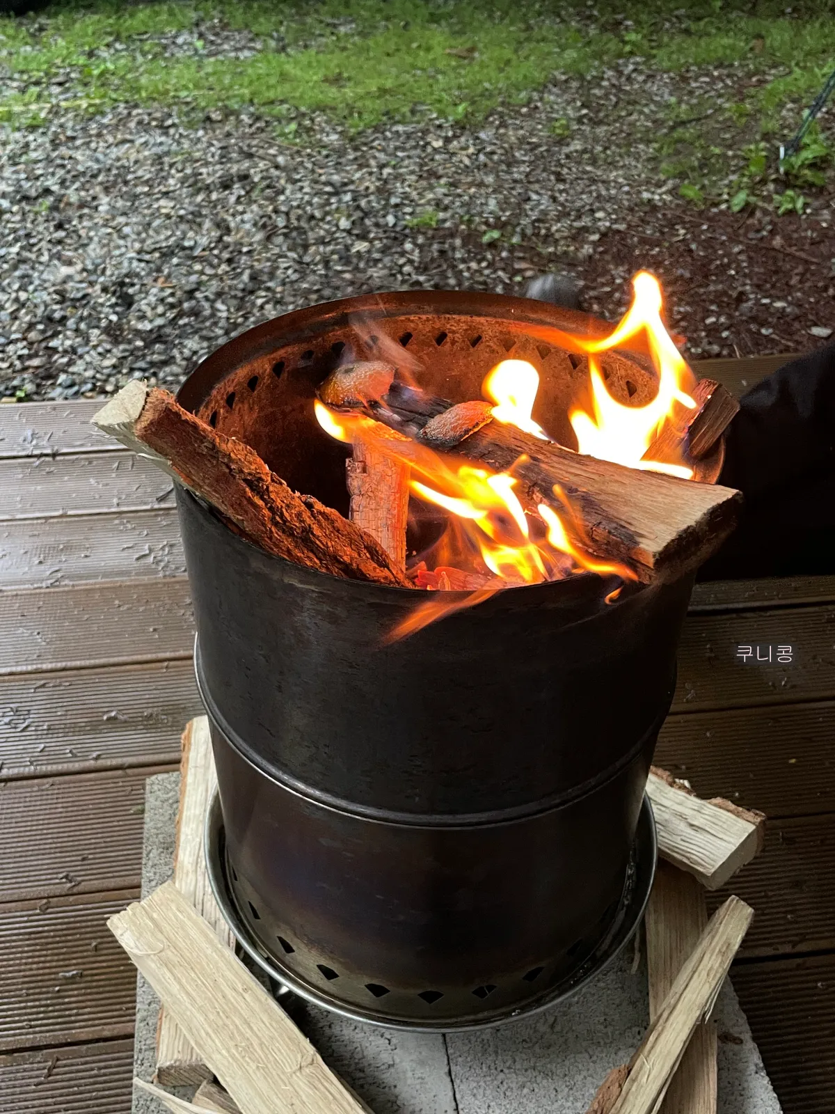 캠핑-불멍용-화로대-추천!-가족캠핑에서-2중-연소-접이식-화로대-써본후기