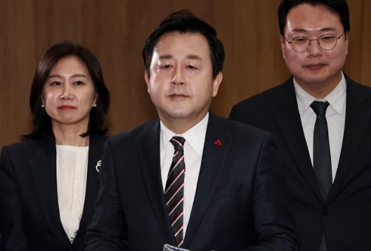  방문규 후보의 라이벌 김용남 전 국민의힘 의원 