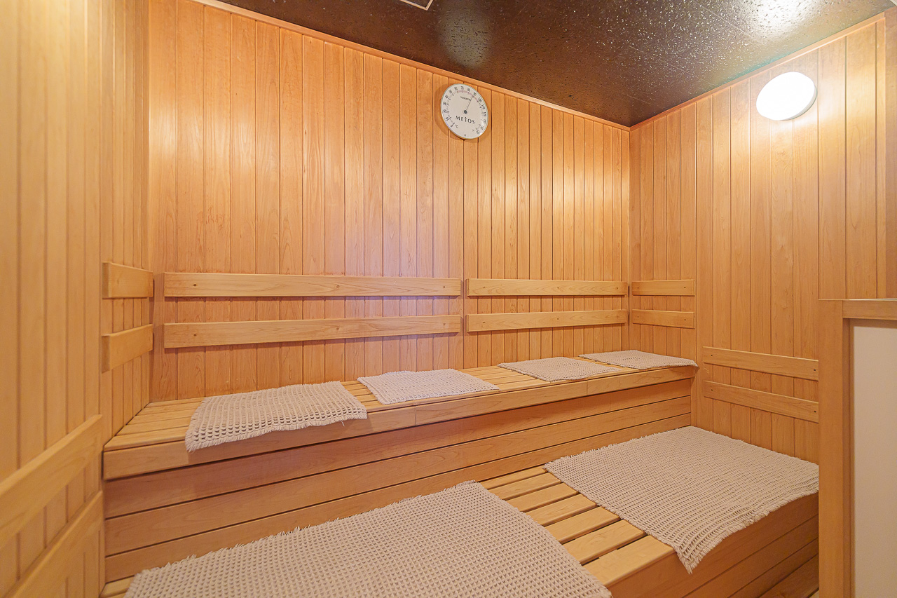 Hotel Collective, Naha: A Connecting-Room Stay on Kokusai Street — original photograph 15