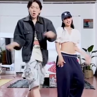 지코 제니 SPOT 국내외 차트 1위 기록 행진