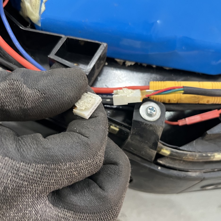 [수원 전동휠 수리: 킹송 16X AS]-KINGSONG 타이어튜브 펑크 교체, 화성 동탄 광교 용인 분당 안양 오산 안산 군포