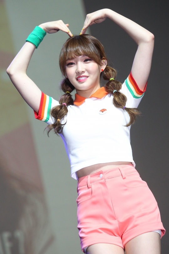 아이오아이 청하&amp;#44; 홀로서기 2