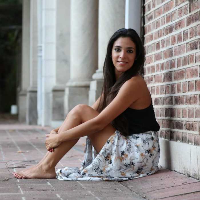 사라 미네스칼(Sarah Menescal)