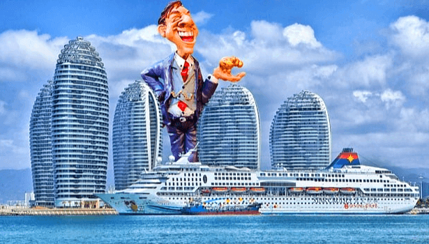 5개의 높은 빌딩들이 있고 그 앞에는 커다란 하얀색 유람선이 바다에 떠 있다. 건물 사이에는 건물보다 키가 더 큰 양복 입은 남자 부자가 웃고있다.
