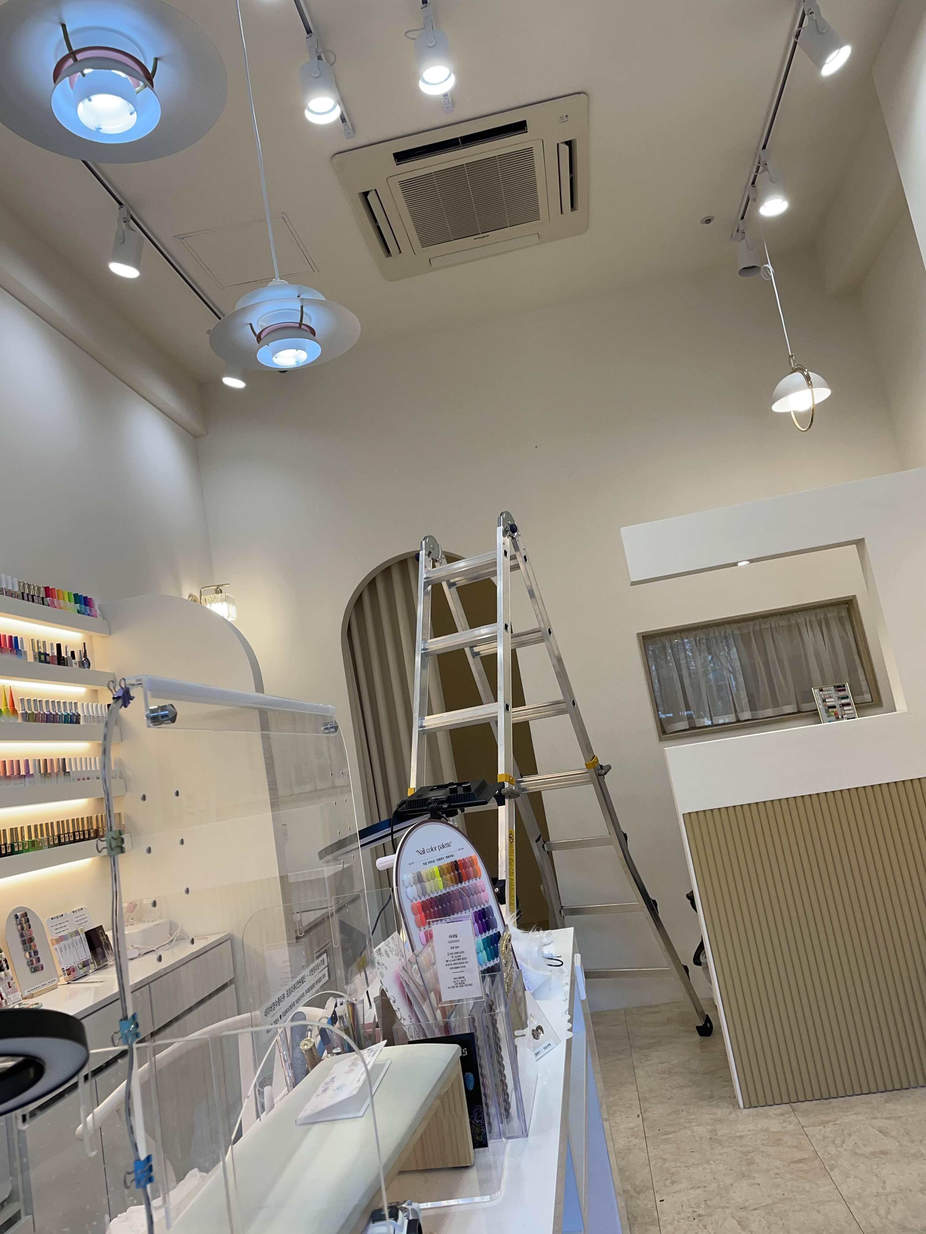 LG에어컨청소 청소꽃미남 네일샵 청소 현장
