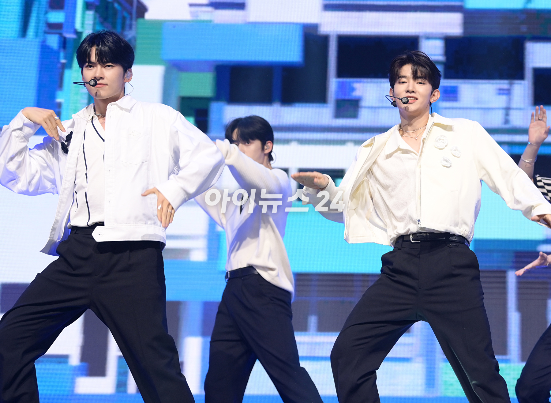 그룹 제로베이스원 장하오가 10일 오후 서울 광진구 광장동 예스24라이브홀에서 열린 제로베이스원(ZEROBASEONE) 데뷔 쇼케이스에 참석하고 있다. [사진=정소희 기자]