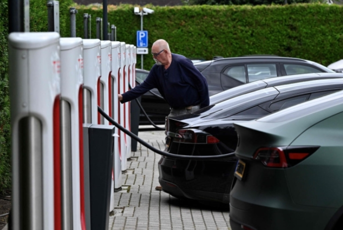 23.11.14 (화) 장중 테마동향 및 특징주 상승률 TOP30 시간외 단일가 특이종목