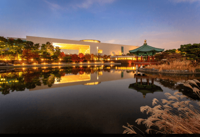 국립중앙박물관-한국관광공사