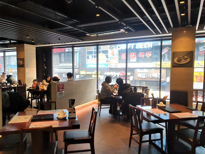 딘타이펑-명동-실내