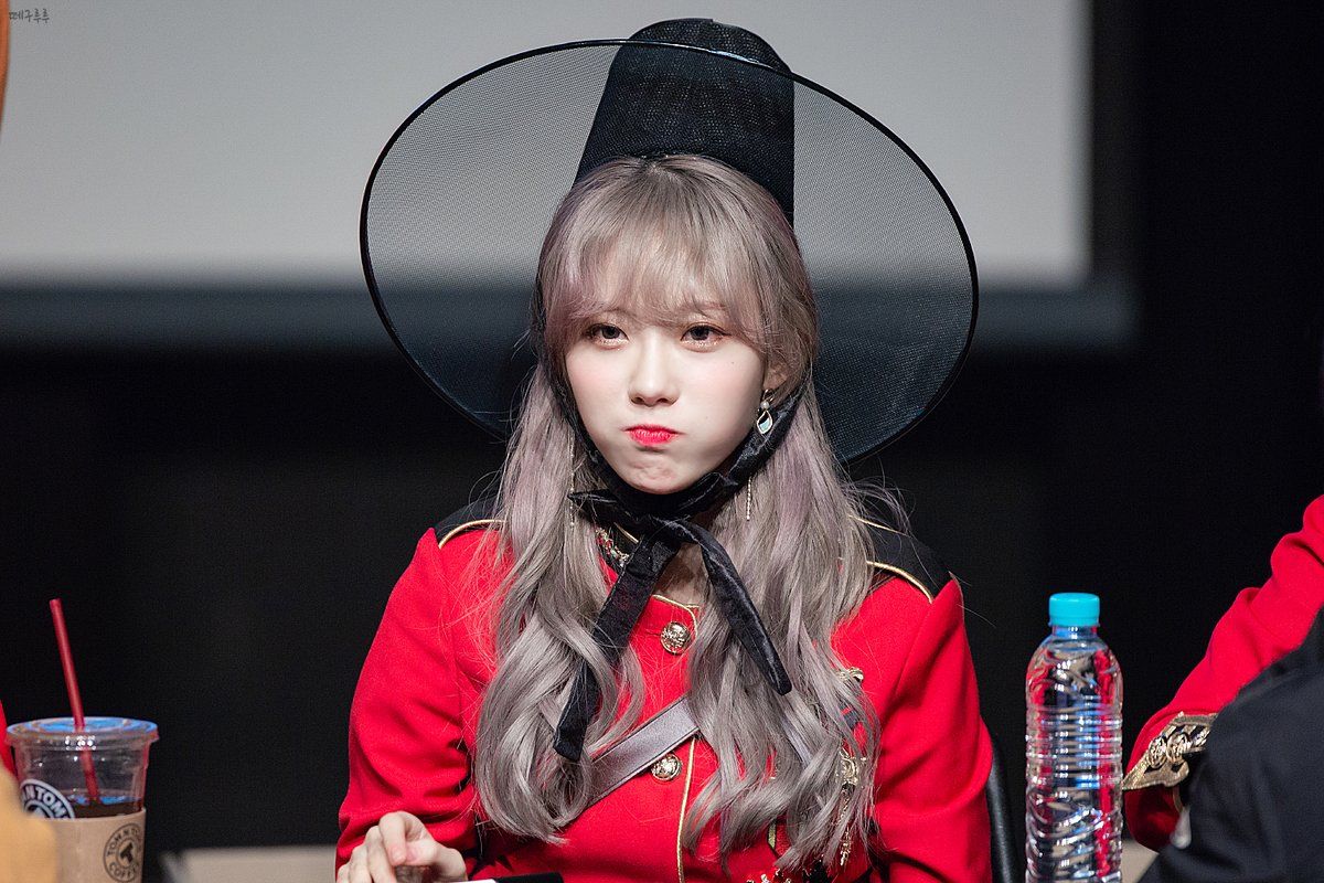 우주소녀 루다 인스타그램 사진 몸매
