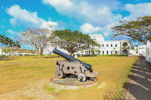 괌 여행 추천 괌 스페인 광장