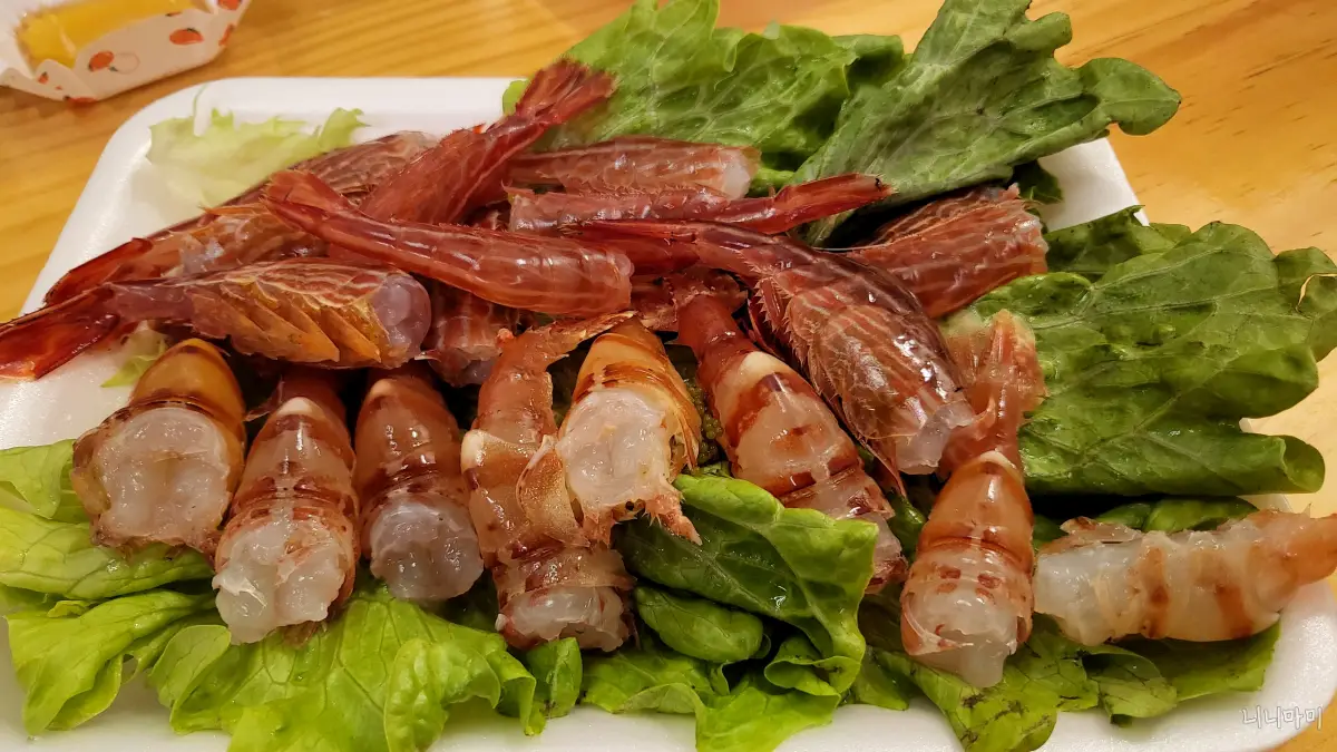 독도새우회-닭새우회-미친비주얼-가격은저렴해요