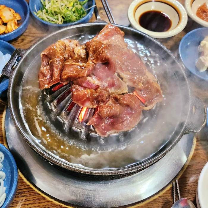 토요일은밥이좋아 토밥좋아 천안 40년 전통 숯불갈비 맛집