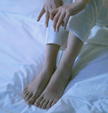 발등 통증 원인