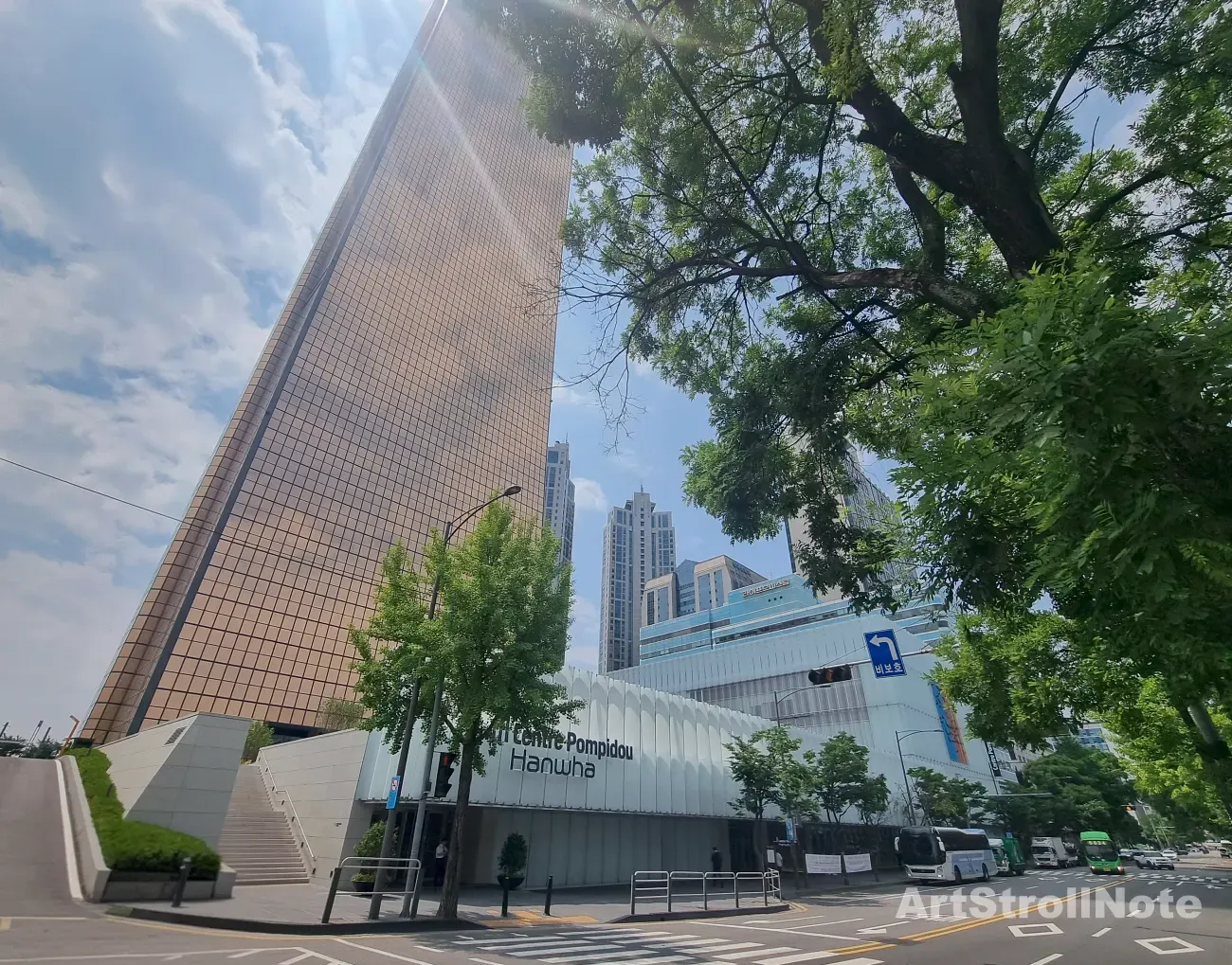 퐁피두센터 한화 건물 외관 이미지 -ArtStrollNote