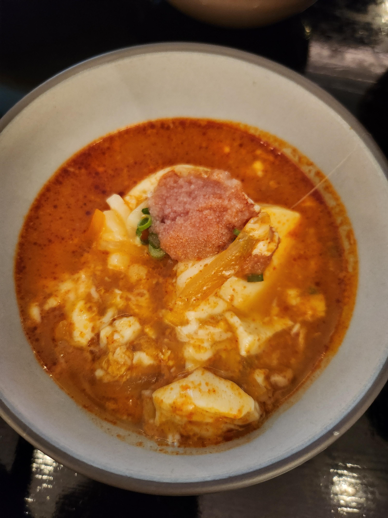 홍대 오이지의 명란 치즈 순두부