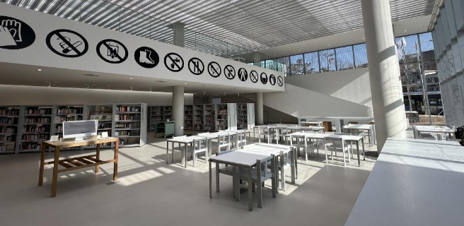 서울시립미술아카이브 모음동 1층 라운지