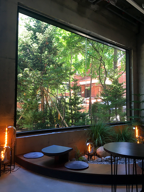 어나더사이드-내부15