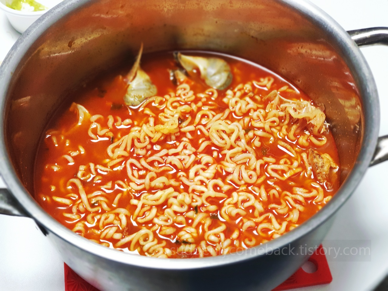 대게 살_조개_신라면_인스타크랩