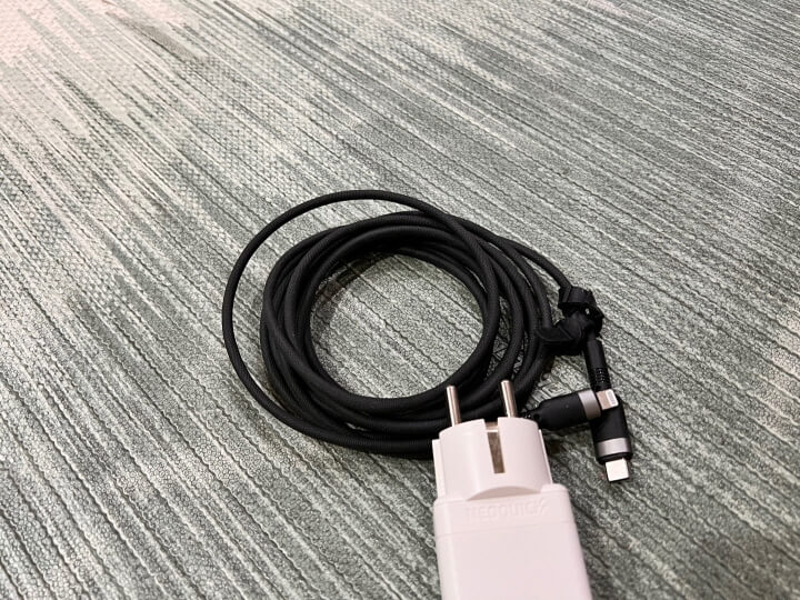 아트뮤 MFi 라이트닝 케이블