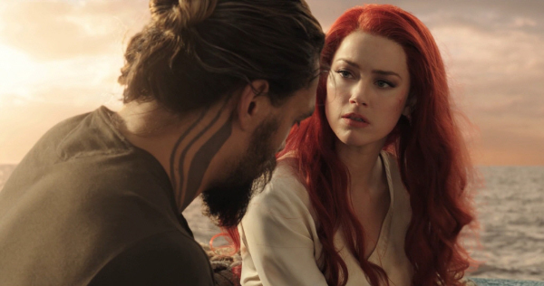 영화-아쿠아맨-앰버-허드-스틸컷