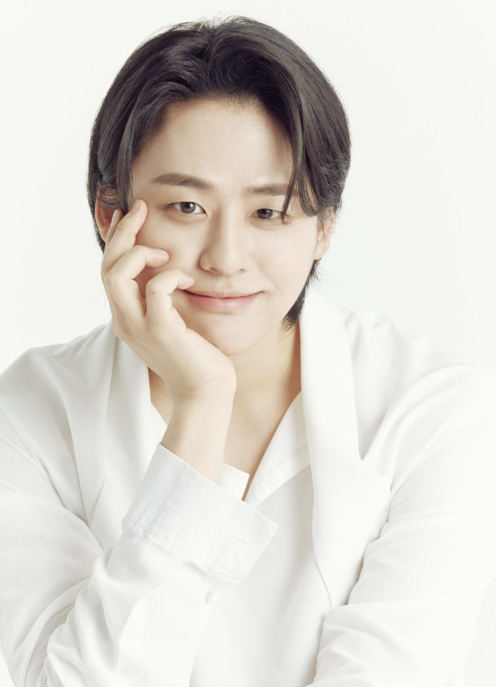 가수 이솔로몬