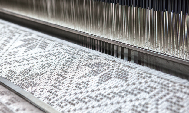 직조기조작원-하는일-업무환경-되는법-학과-전망