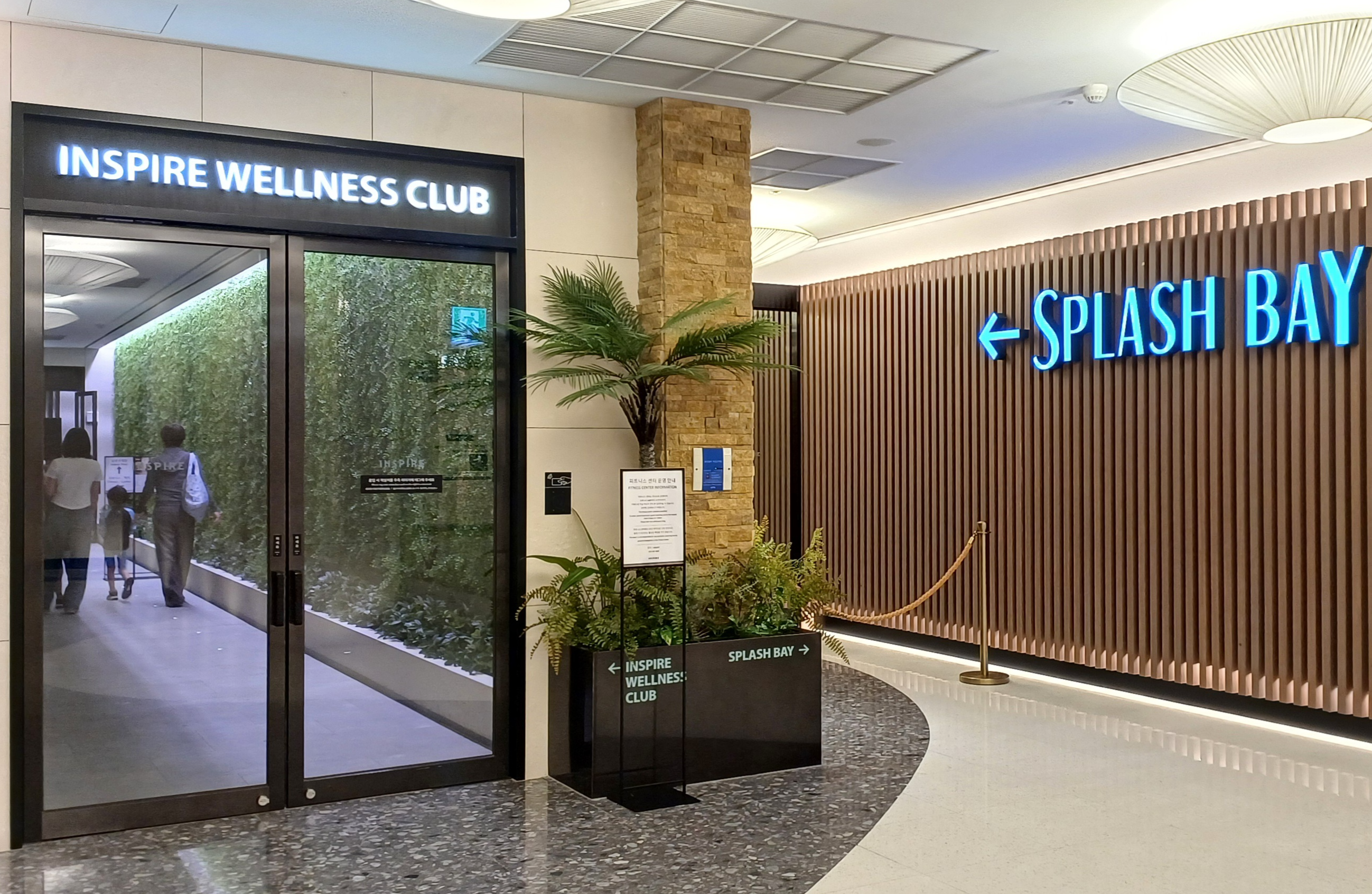 호캉스-호텔수영장-4