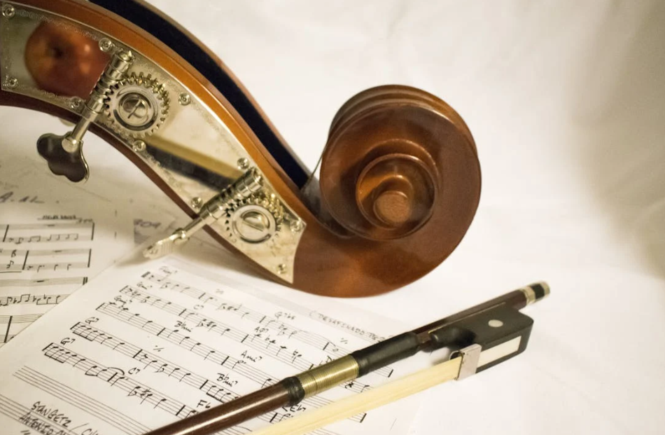 음악의 악보를 연주하는 이미지