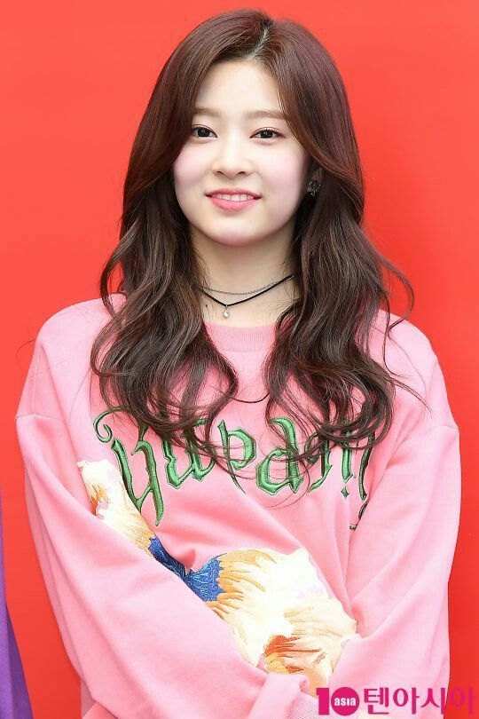 아이즈원 김민주 최애사진