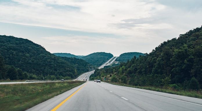 고속도로 버스전용차로 가능차량 운영시간 과태료