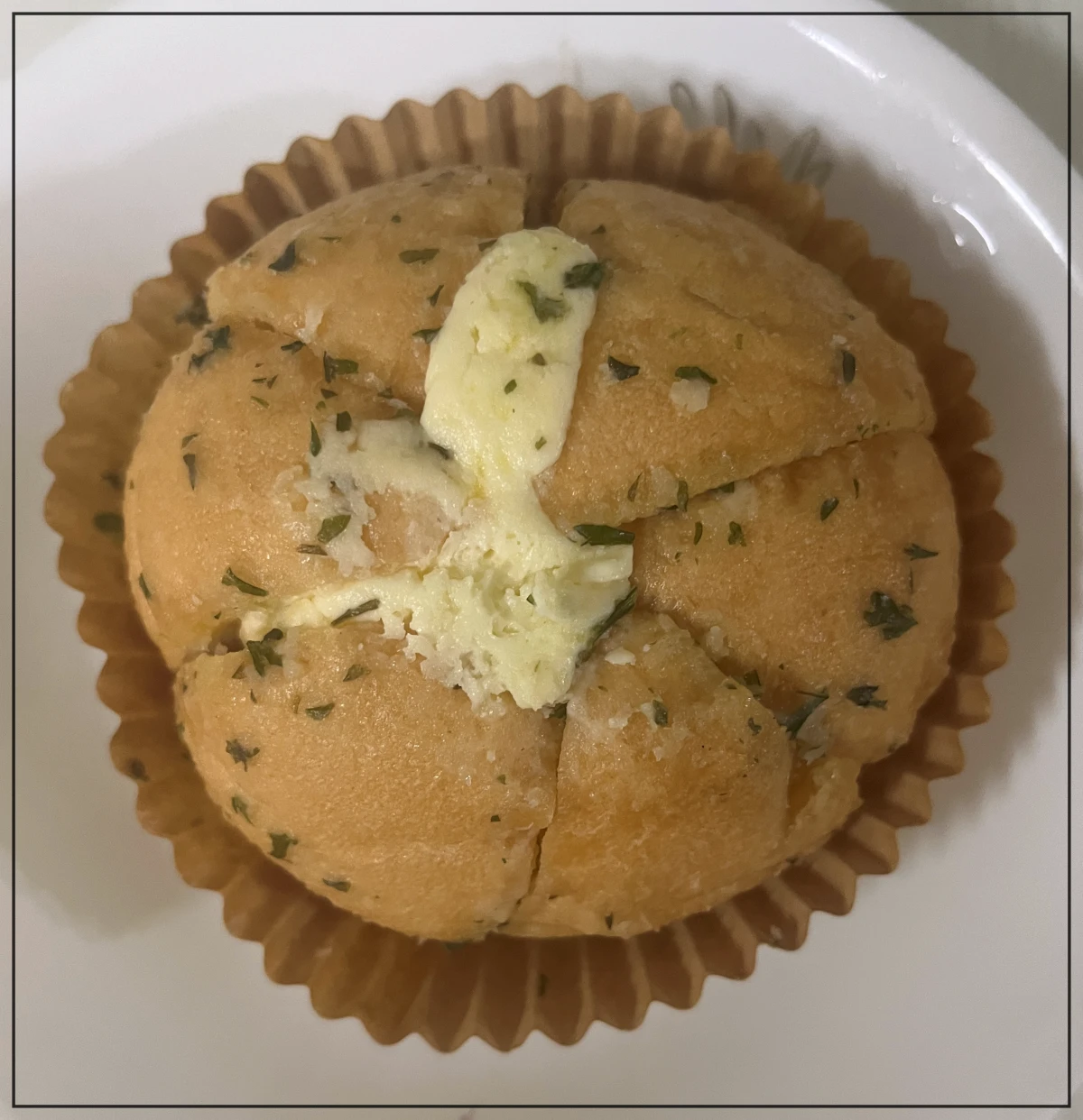 이마트-피코크-육쪽마늘빵-해동