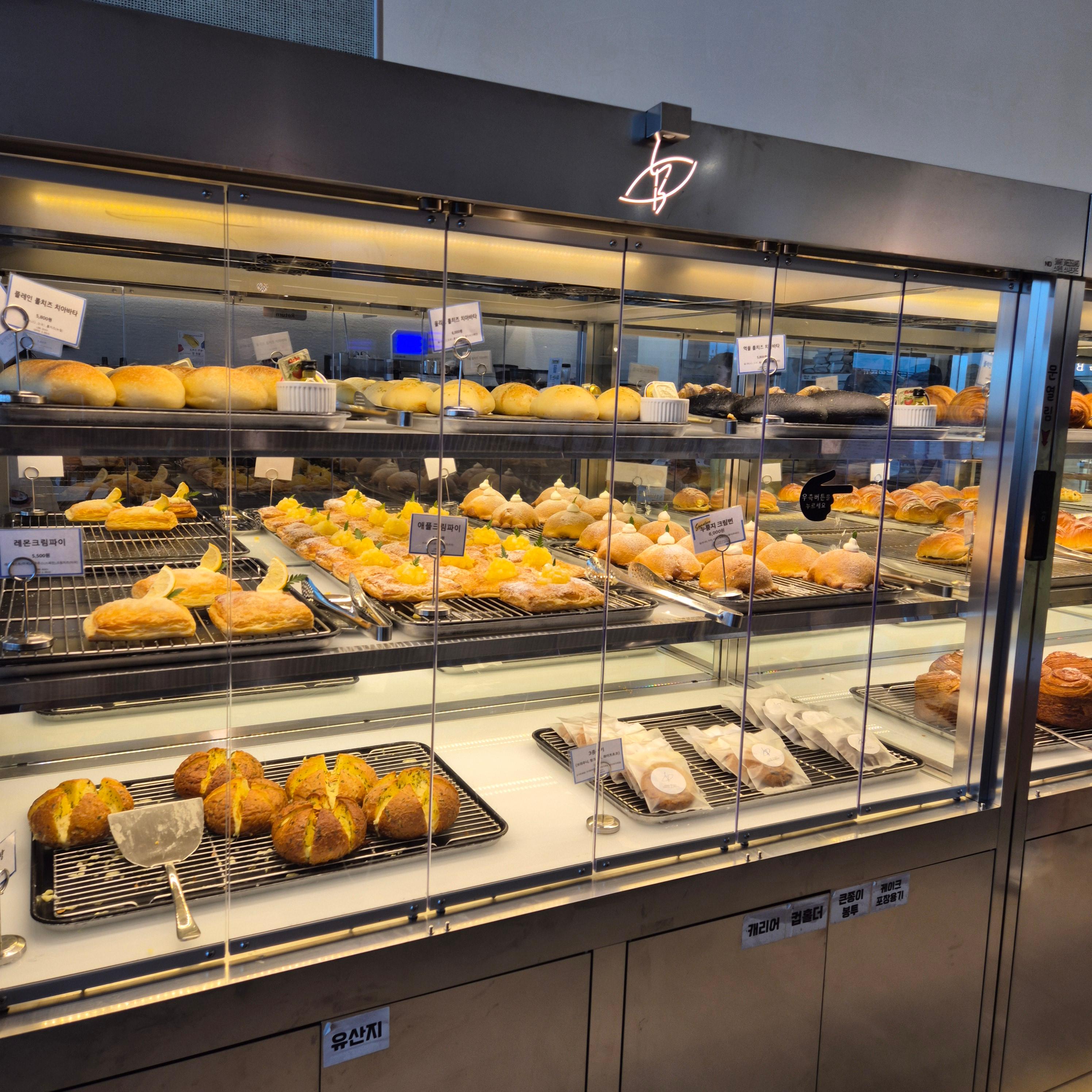 롱비치 커피앤 브래드&amp;#44; 송도 오션뷰 카페&amp;#44; 인천대교 카페&amp;#44; 송도 베이커리카페&amp;#44; 롱비치 커피앤 브래드 후기&amp;#44; 송도 카페 추천&amp;#44; 인천 오션뷰 카페